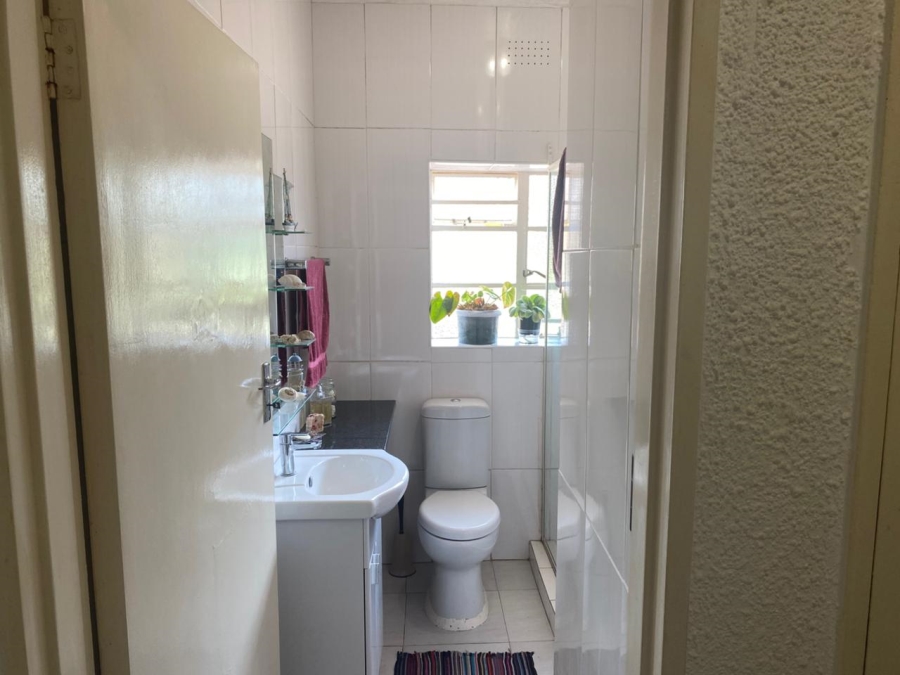 3 Bedroom Property for Sale in Unigray Gauteng