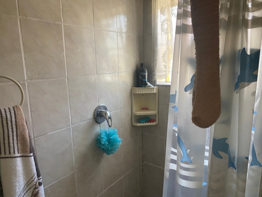 3 Bedroom Property for Sale in Unigray Gauteng