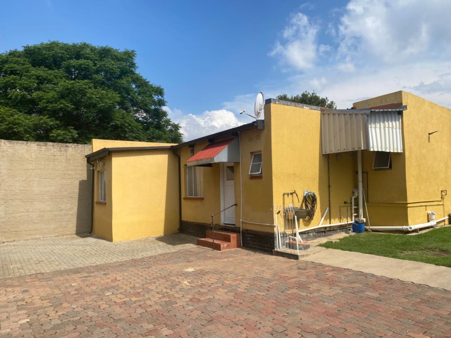 3 Bedroom Property for Sale in Unigray Gauteng