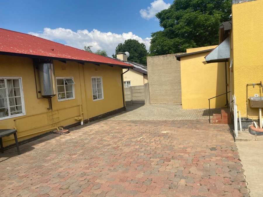 3 Bedroom Property for Sale in Unigray Gauteng