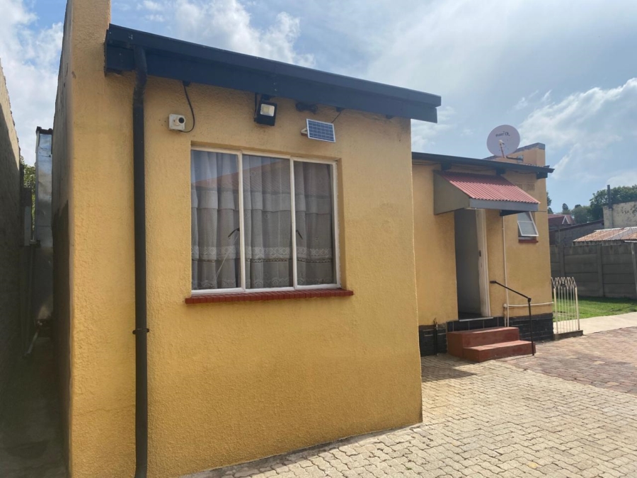 3 Bedroom Property for Sale in Unigray Gauteng