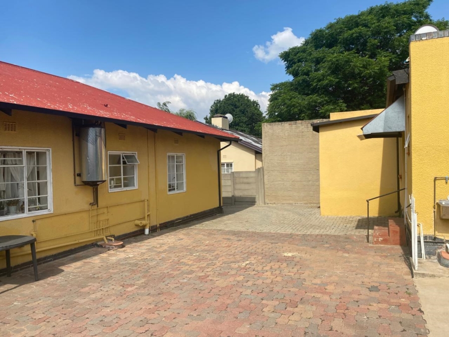 3 Bedroom Property for Sale in Unigray Gauteng