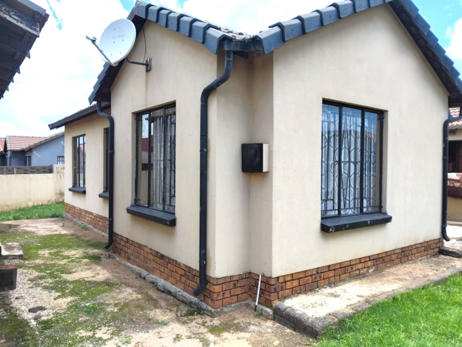 3 Bedroom Property for Sale in Roodekop Gauteng