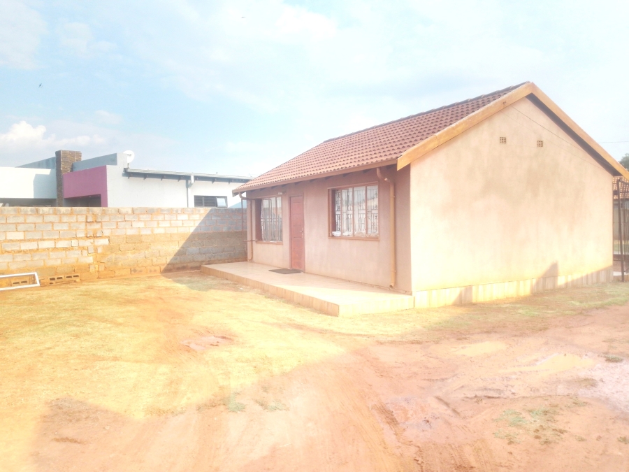 2 Bedroom Property for Sale in Vosloorus Ext 3 Gauteng