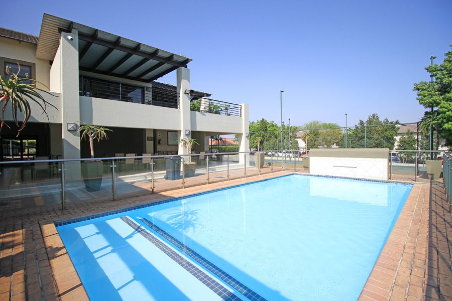 2 Bedroom Property for Sale in Broadacres Gauteng