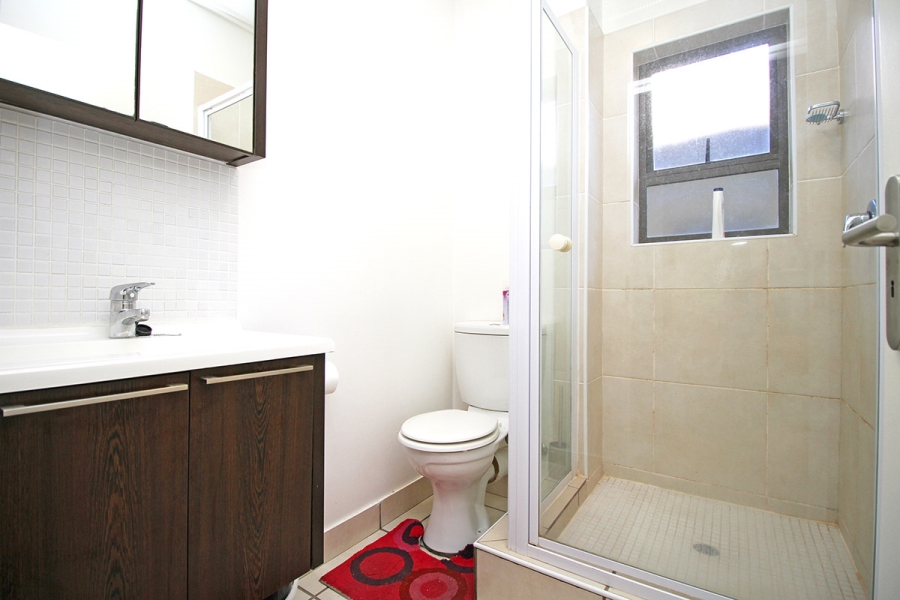 2 Bedroom Property for Sale in Broadacres Gauteng