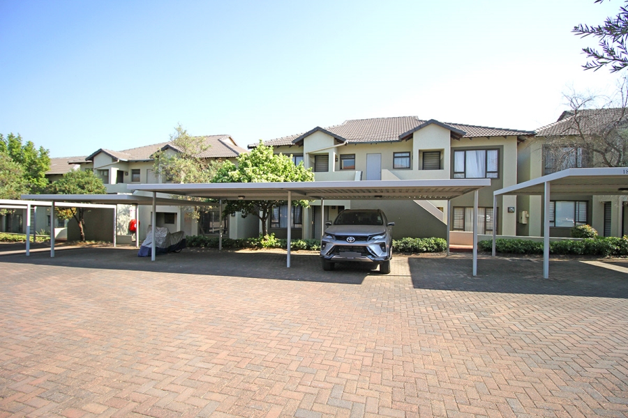2 Bedroom Property for Sale in Broadacres Gauteng