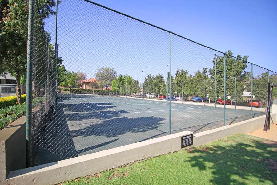 2 Bedroom Property for Sale in Broadacres Gauteng