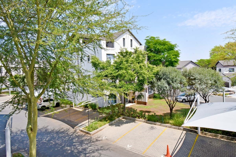 2 Bedroom Property for Sale in Dainfern Gauteng