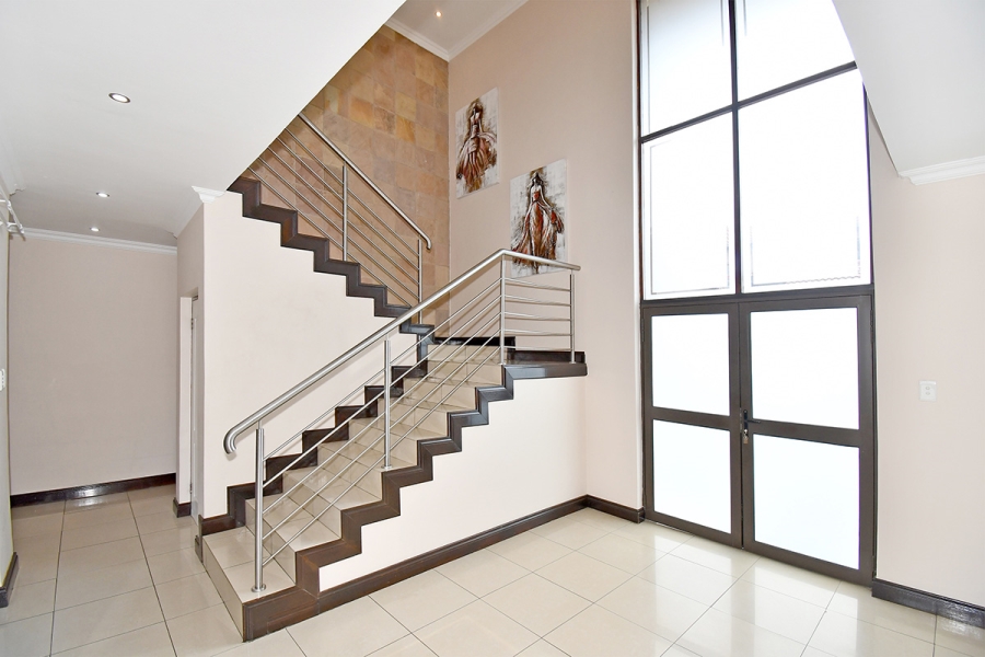 4 Bedroom Property for Sale in Dainfern Gauteng