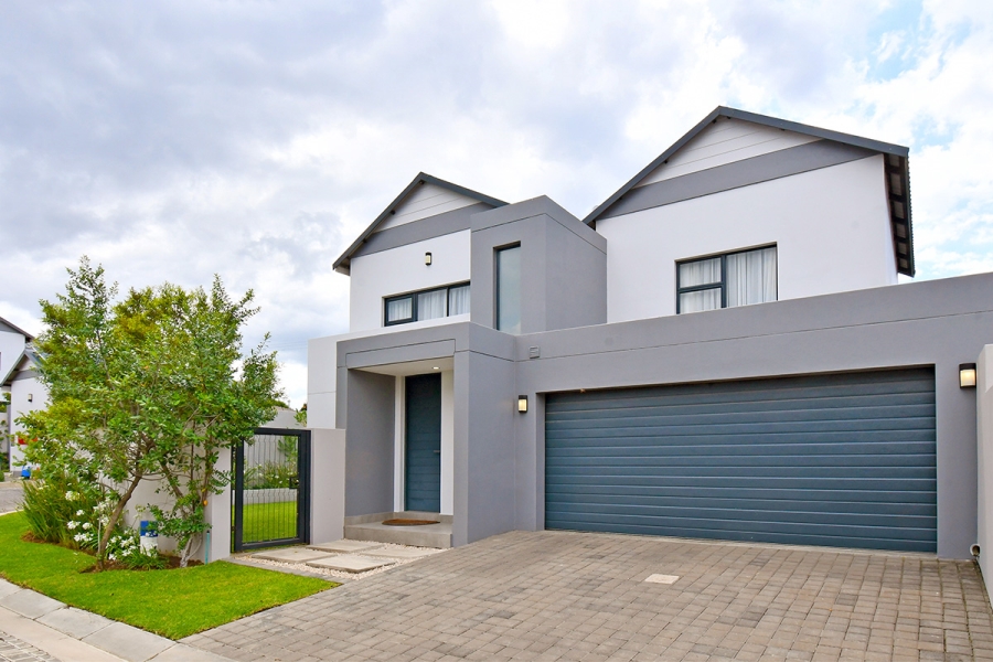 3 Bedroom Property for Sale in Broadacres Gauteng