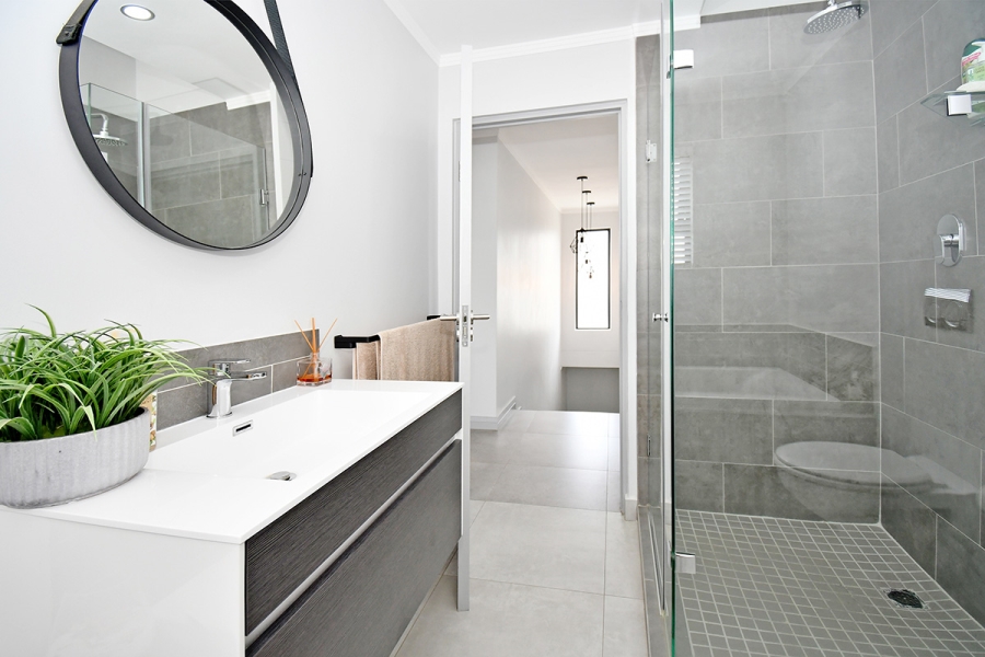 3 Bedroom Property for Sale in Broadacres Gauteng