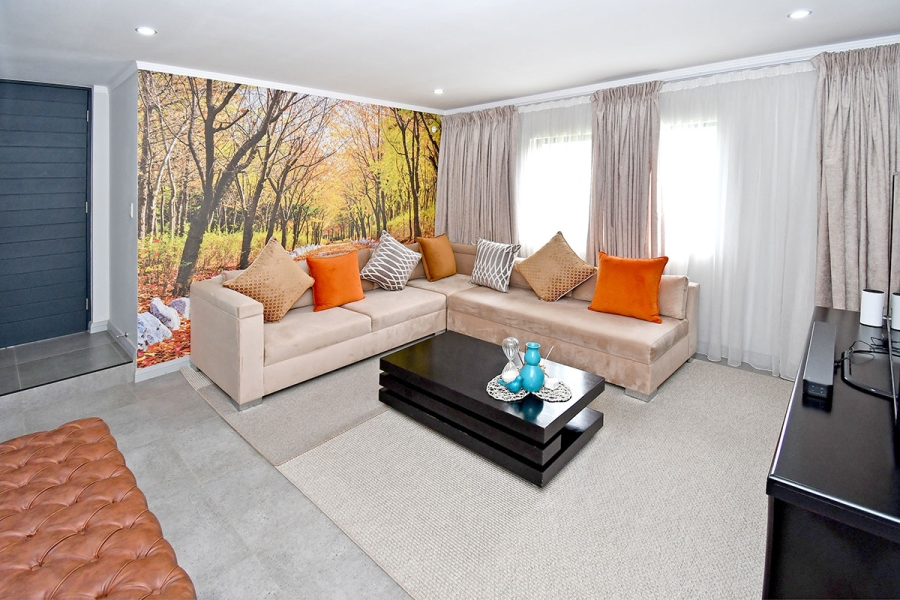 3 Bedroom Property for Sale in Broadacres Gauteng