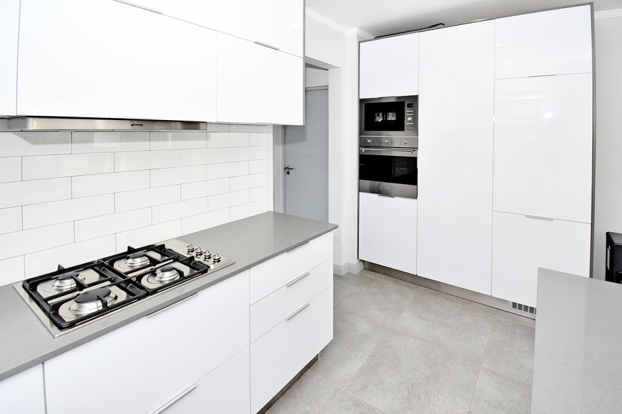 3 Bedroom Property for Sale in Broadacres Gauteng