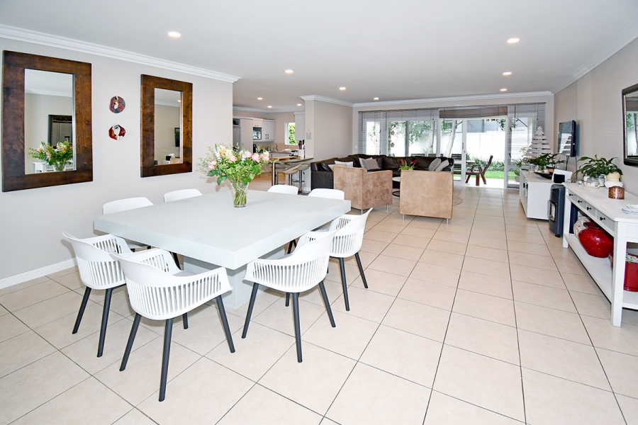 3 Bedroom Property for Sale in Broadacres Gauteng