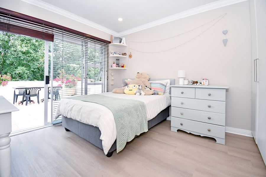 3 Bedroom Property for Sale in Broadacres Gauteng