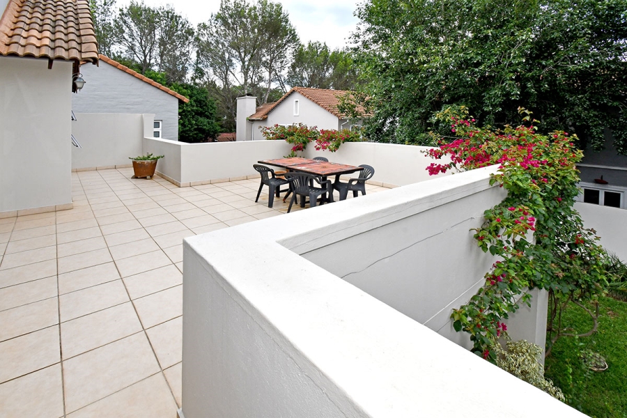 3 Bedroom Property for Sale in Broadacres Gauteng