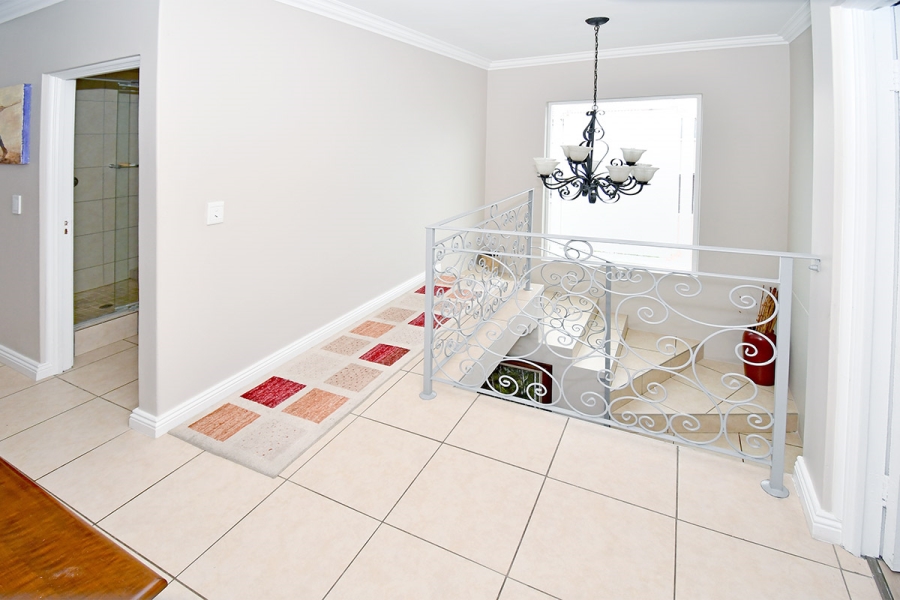 3 Bedroom Property for Sale in Broadacres Gauteng