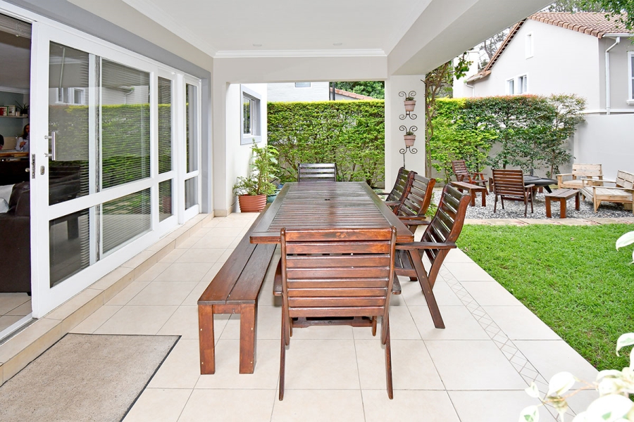 3 Bedroom Property for Sale in Broadacres Gauteng