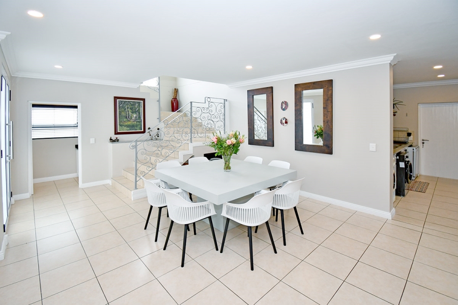 3 Bedroom Property for Sale in Broadacres Gauteng