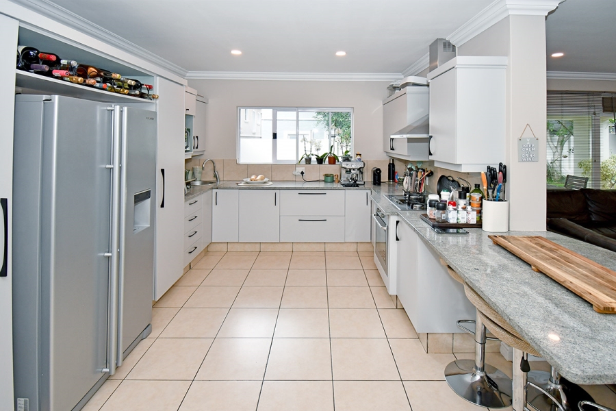 3 Bedroom Property for Sale in Broadacres Gauteng