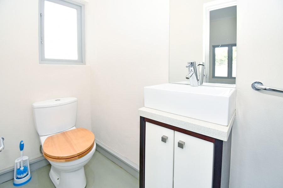 3 Bedroom Property for Sale in Broadacres Gauteng