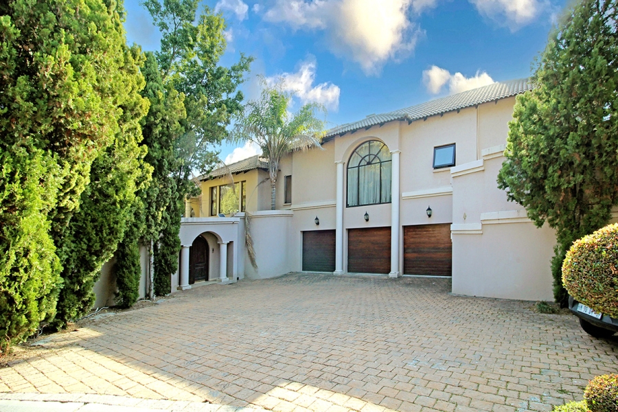 5 Bedroom Property for Sale in Broadacres Gauteng