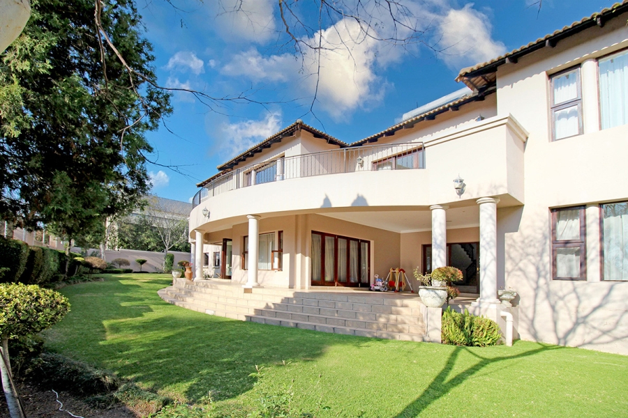 5 Bedroom Property for Sale in Broadacres Gauteng