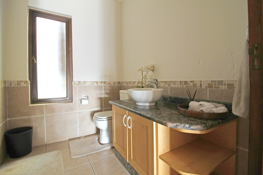 5 Bedroom Property for Sale in Broadacres Gauteng