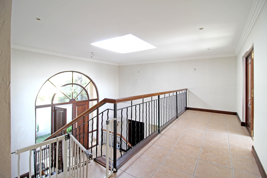 5 Bedroom Property for Sale in Broadacres Gauteng