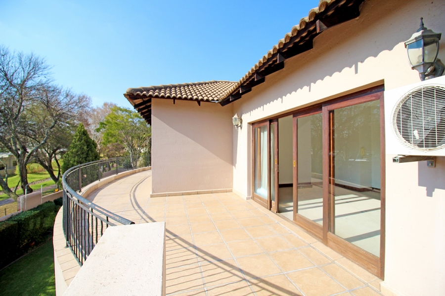 5 Bedroom Property for Sale in Broadacres Gauteng