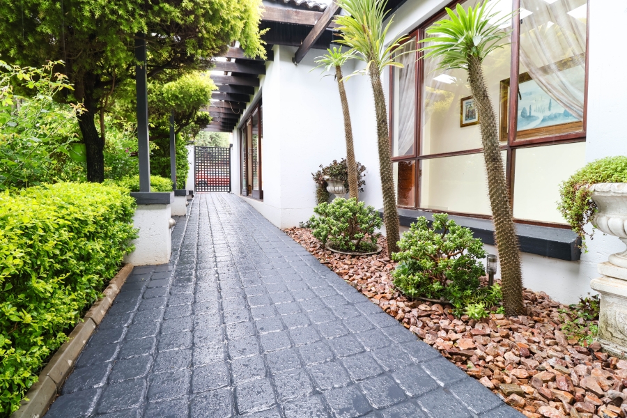 4 Bedroom Property for Sale in The Wilds Gauteng