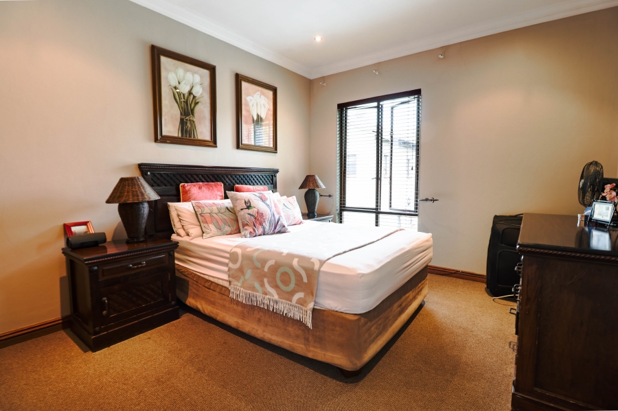 4 Bedroom Property for Sale in The Wilds Gauteng