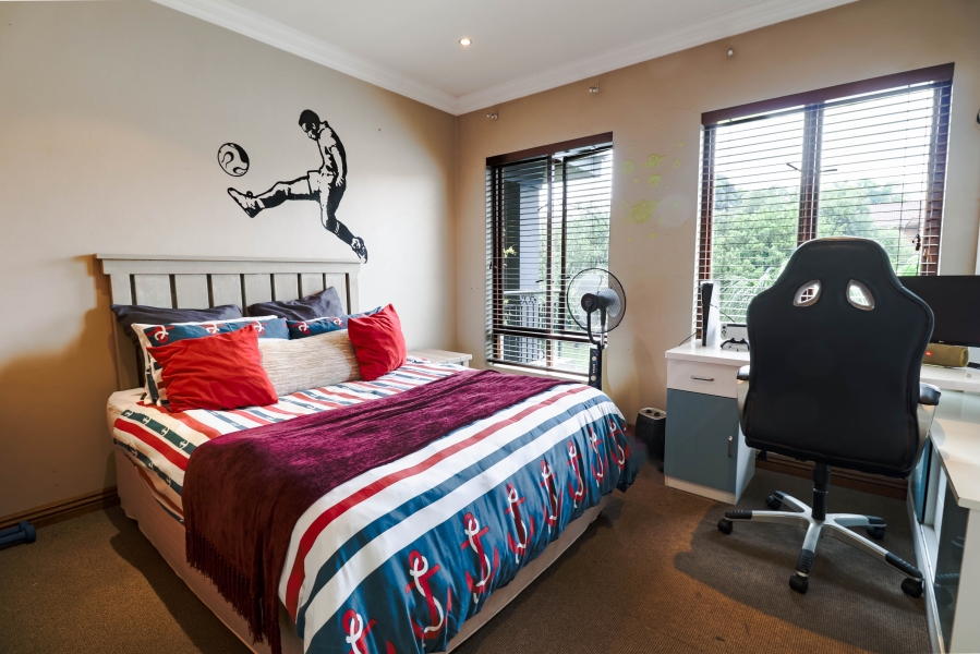 4 Bedroom Property for Sale in The Wilds Gauteng