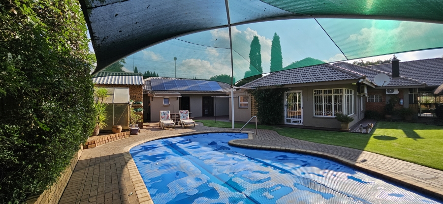 4 Bedroom Property for Sale in Risiville Gauteng