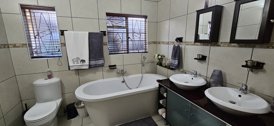 4 Bedroom Property for Sale in Risiville Gauteng