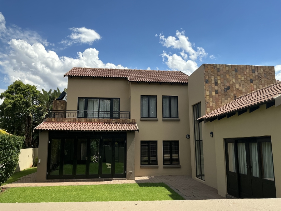 To Let 4 Bedroom Property for Rent in Midstream Estate Gauteng