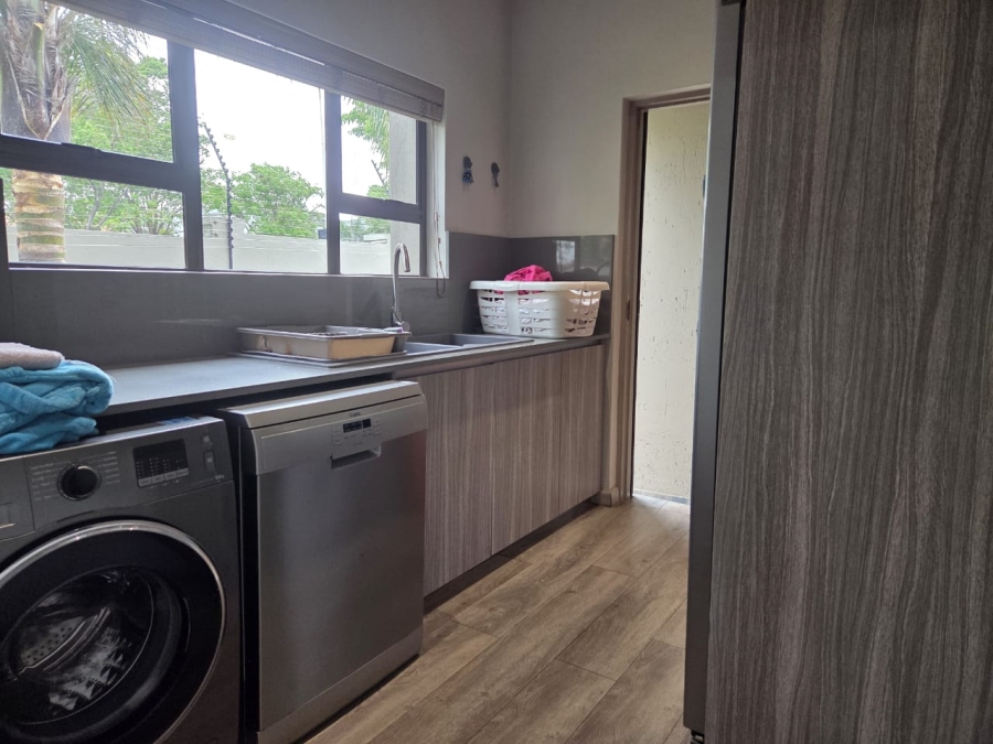 3 Bedroom Property for Sale in Greenstone Hill Gauteng