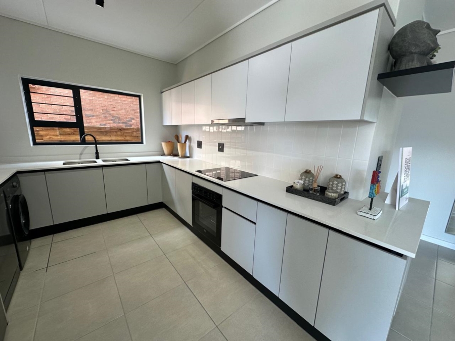 To Let 3 Bedroom Property for Rent in Linbro Park Gauteng