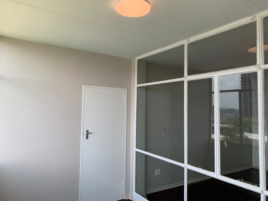 1 Bedroom Property for Sale in Bedford Gardens Gauteng