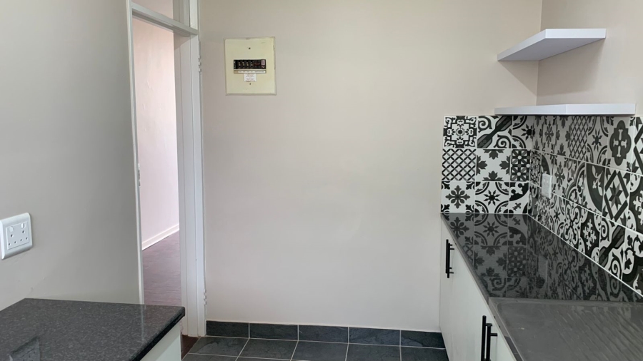 1 Bedroom Property for Sale in Bedford Gardens Gauteng