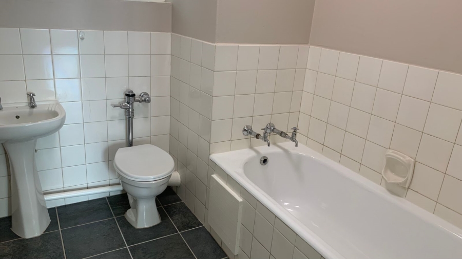 1 Bedroom Property for Sale in Bedford Gardens Gauteng