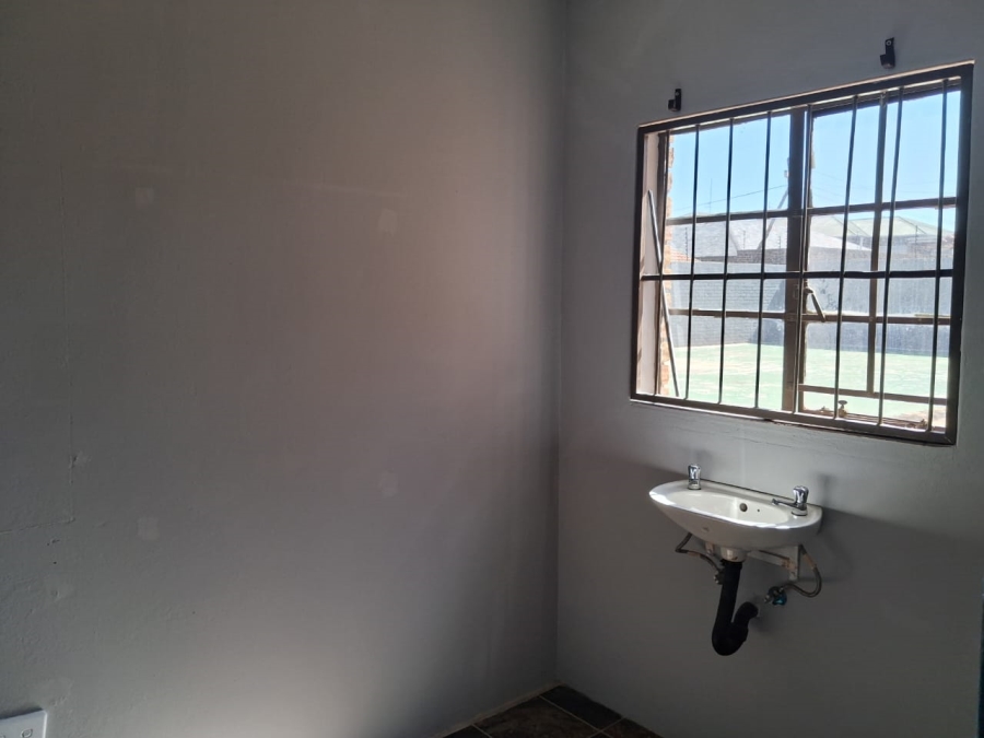 4 Bedroom Property for Sale in Monument Gauteng