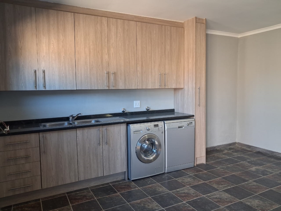 4 Bedroom Property for Sale in Monument Gauteng