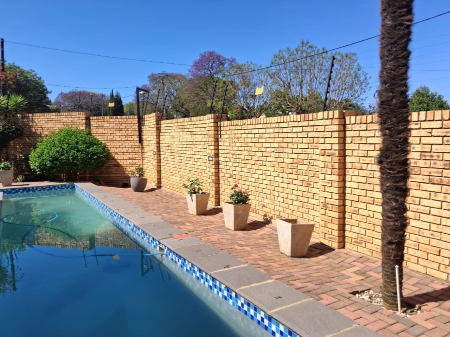 4 Bedroom Property for Sale in Monument Gauteng