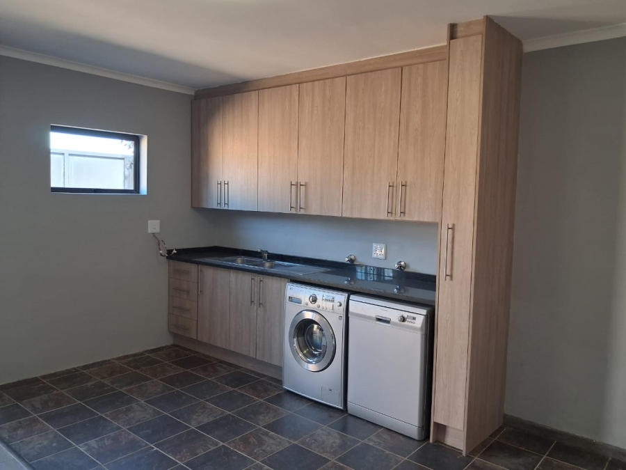 4 Bedroom Property for Sale in Monument Gauteng