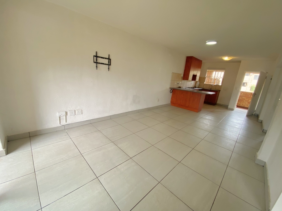 2 Bedroom Property for Sale in Wilro Park Gauteng