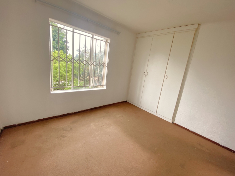 2 Bedroom Property for Sale in Wilro Park Gauteng