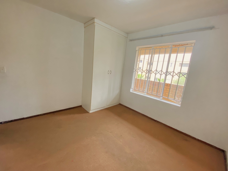 2 Bedroom Property for Sale in Wilro Park Gauteng