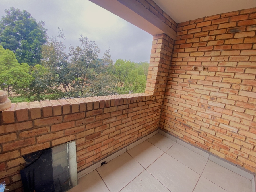 2 Bedroom Property for Sale in Wilro Park Gauteng
